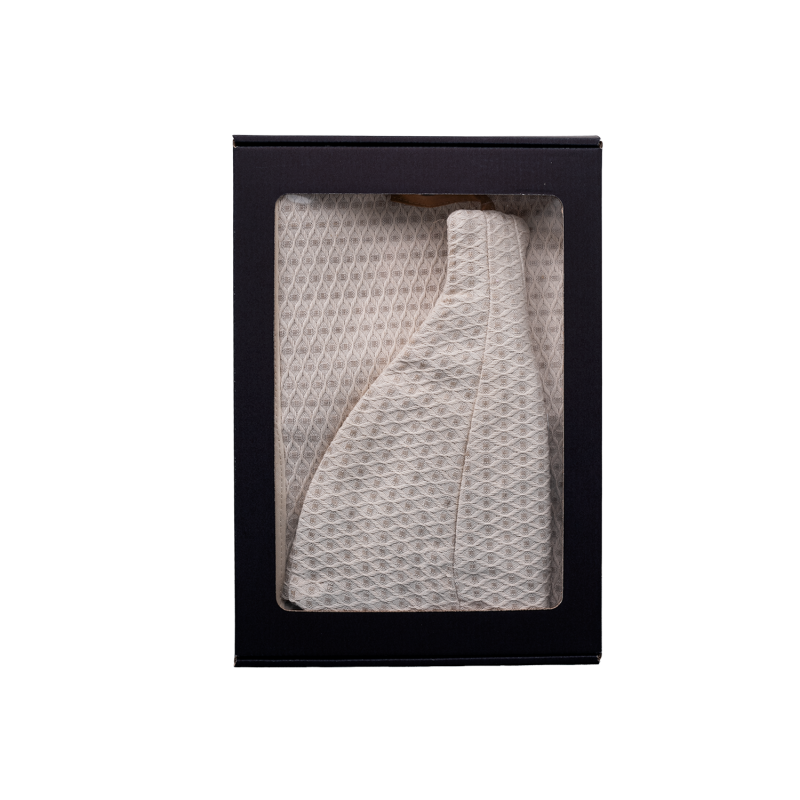 Ajándékszett ajándékdobozban NŐKNEK. Női szaunasapka és kötény - LEN