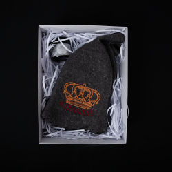 Ajándék készlet díszdobozban DARK KINGS. Szaunasapkák és mentol kristályok