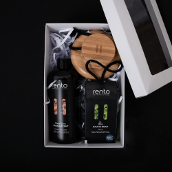 Ajándékszett díszdobozban TÉLI FŰSZEREK. Illat esszencia, testápoló ecset és szappan.  Ajándékszett díszdobozban TÉLI FŰSZEREK. Illat esszencia, testápoló ecset és szappan.