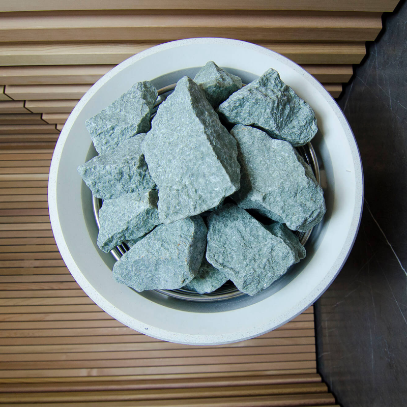 Jadeit kövek, 10 kg.