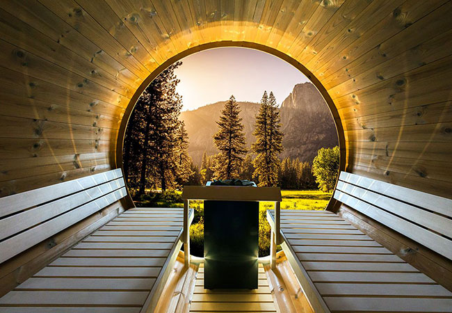 Nagy ablak a szaunában: mikor van szükség extra energiára/szigetelésre?